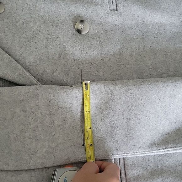 Trenchcoat - Picture 12 of 13